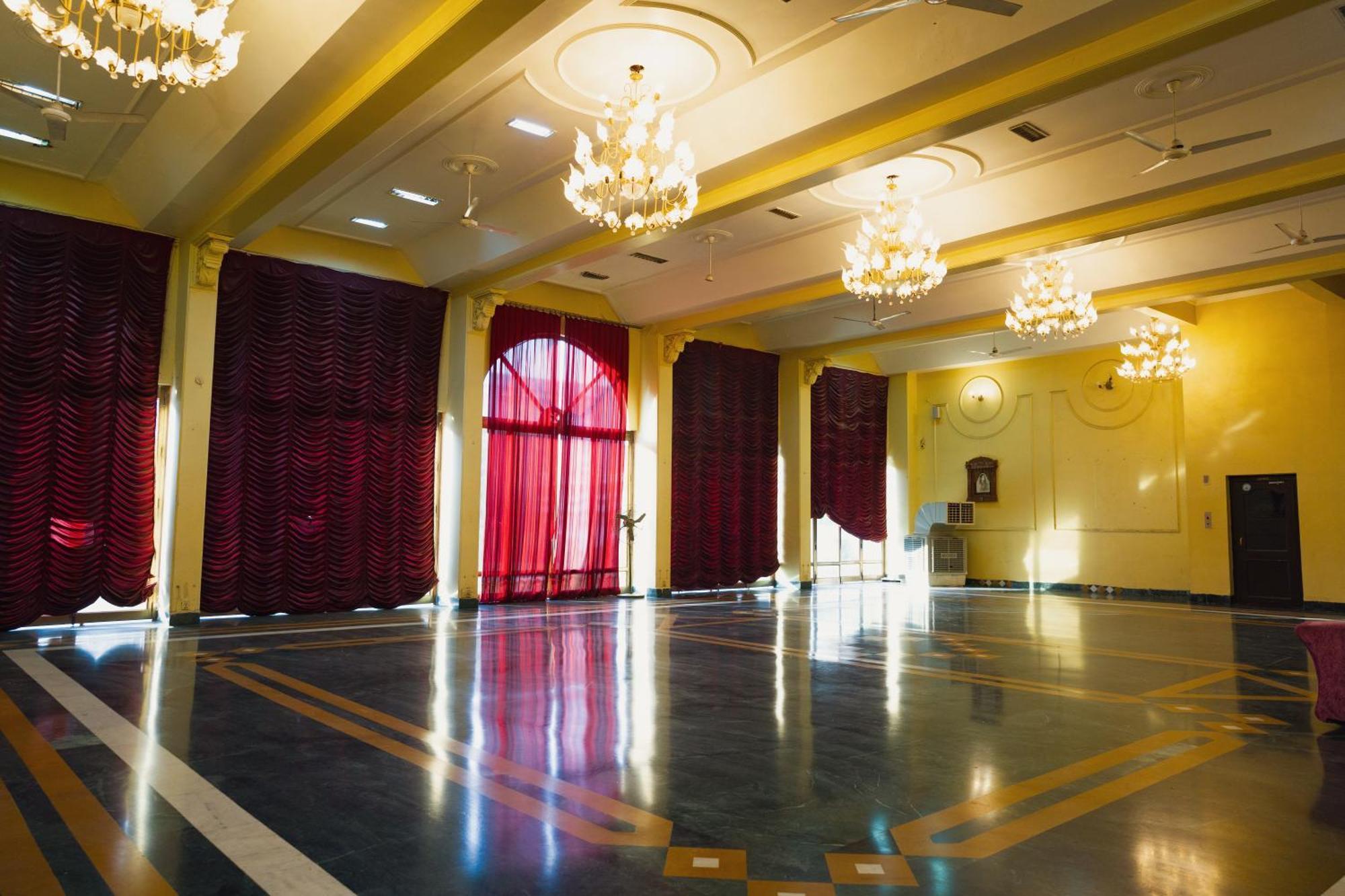 Girdhar Mahal Indore