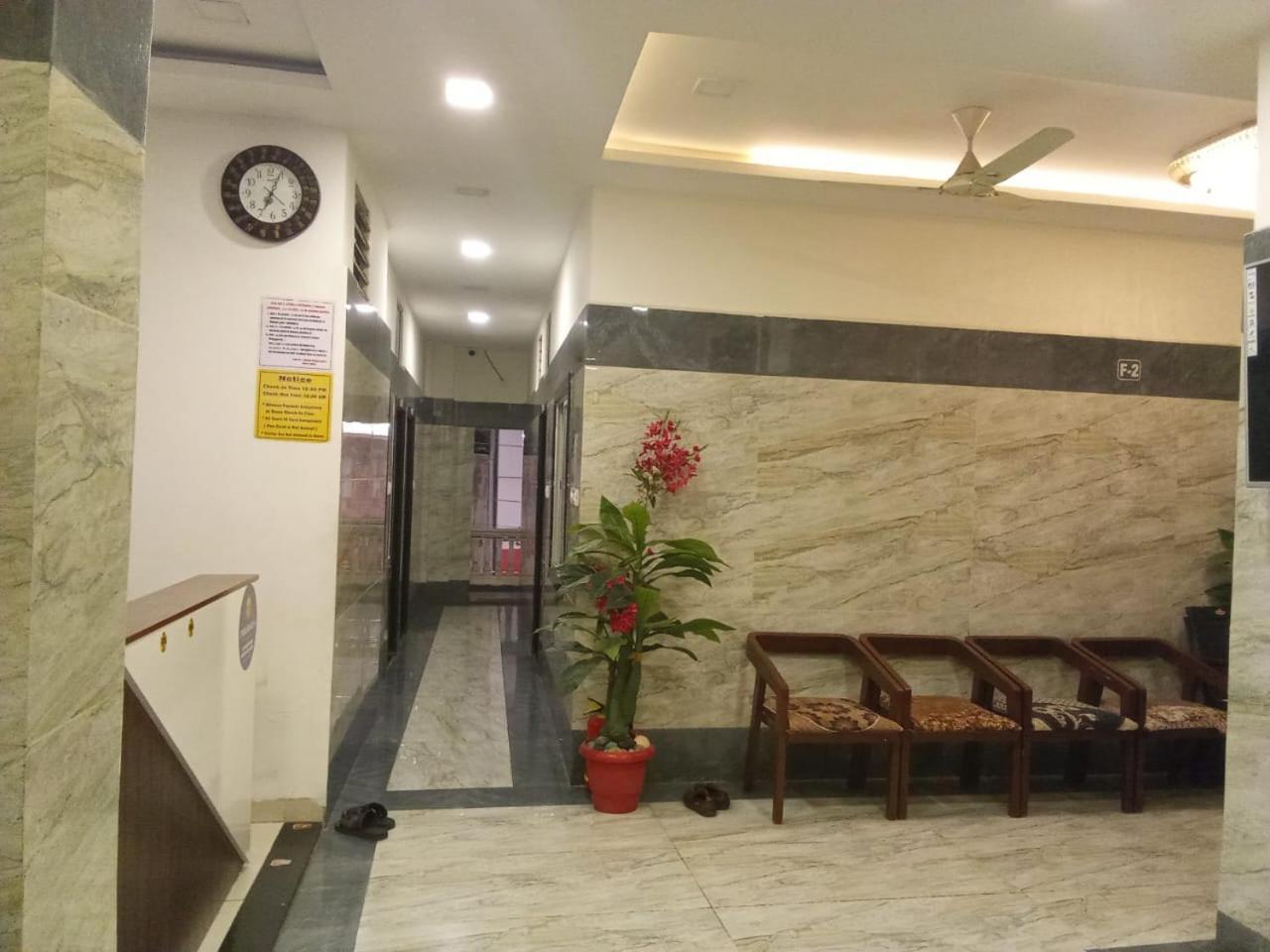 Hotel Lakshya Sheesh Mahal Indore