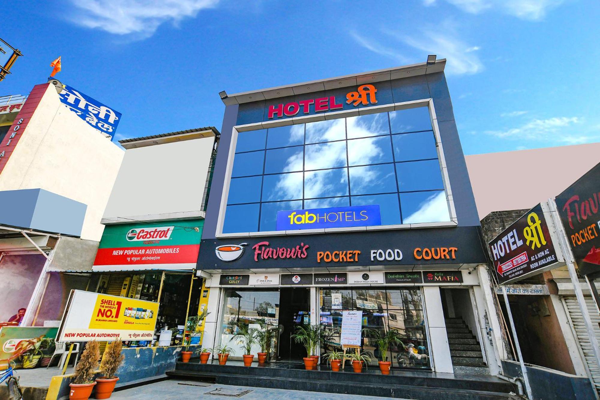 Fabexpress Shree Hotel