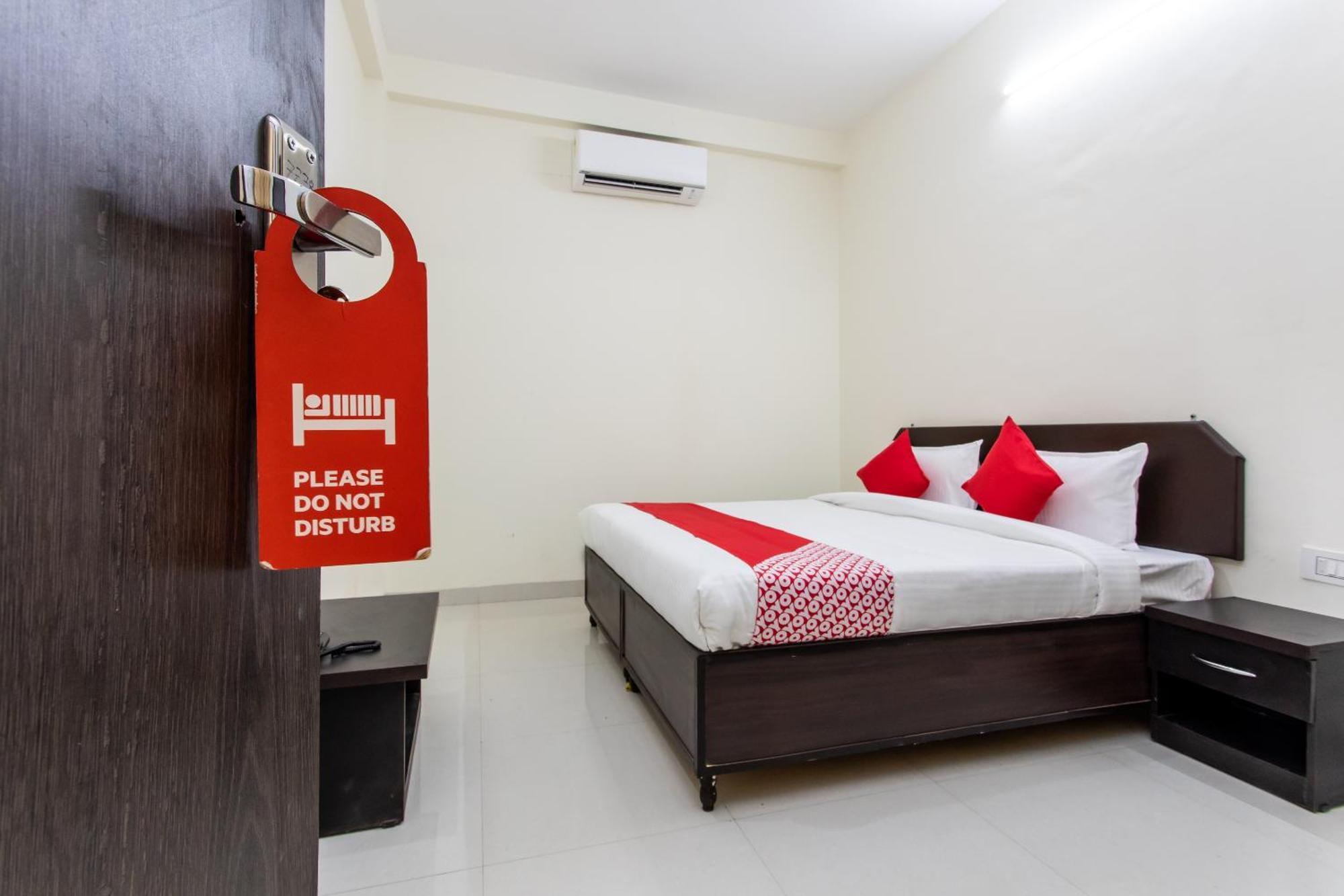Oyo Royal 3*