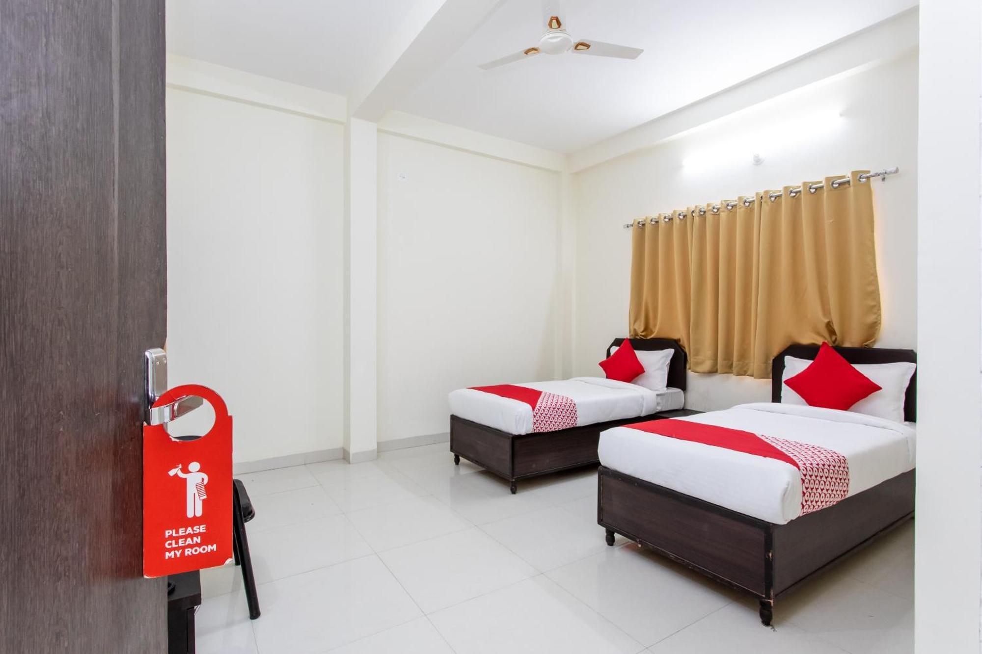 Oyo Royal Hotel Indore