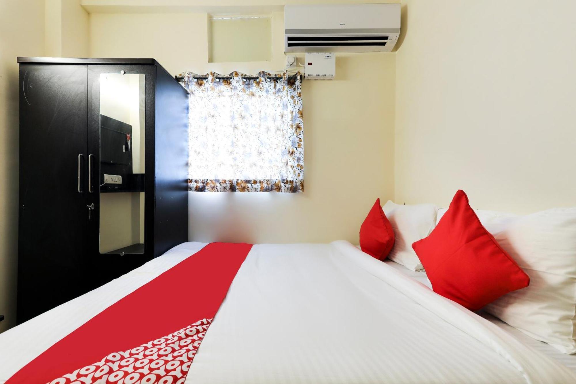 Aashirwad Hotel 3*