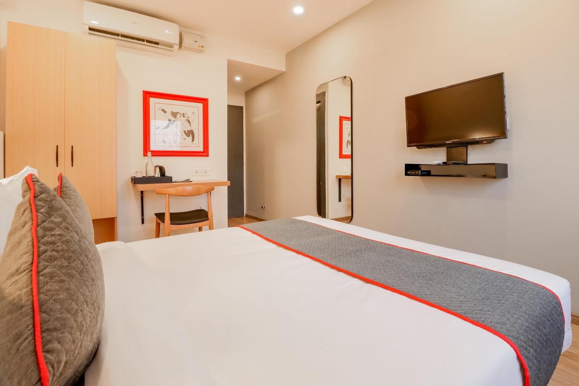 Super Townhouse The Landmark Hotel Indore