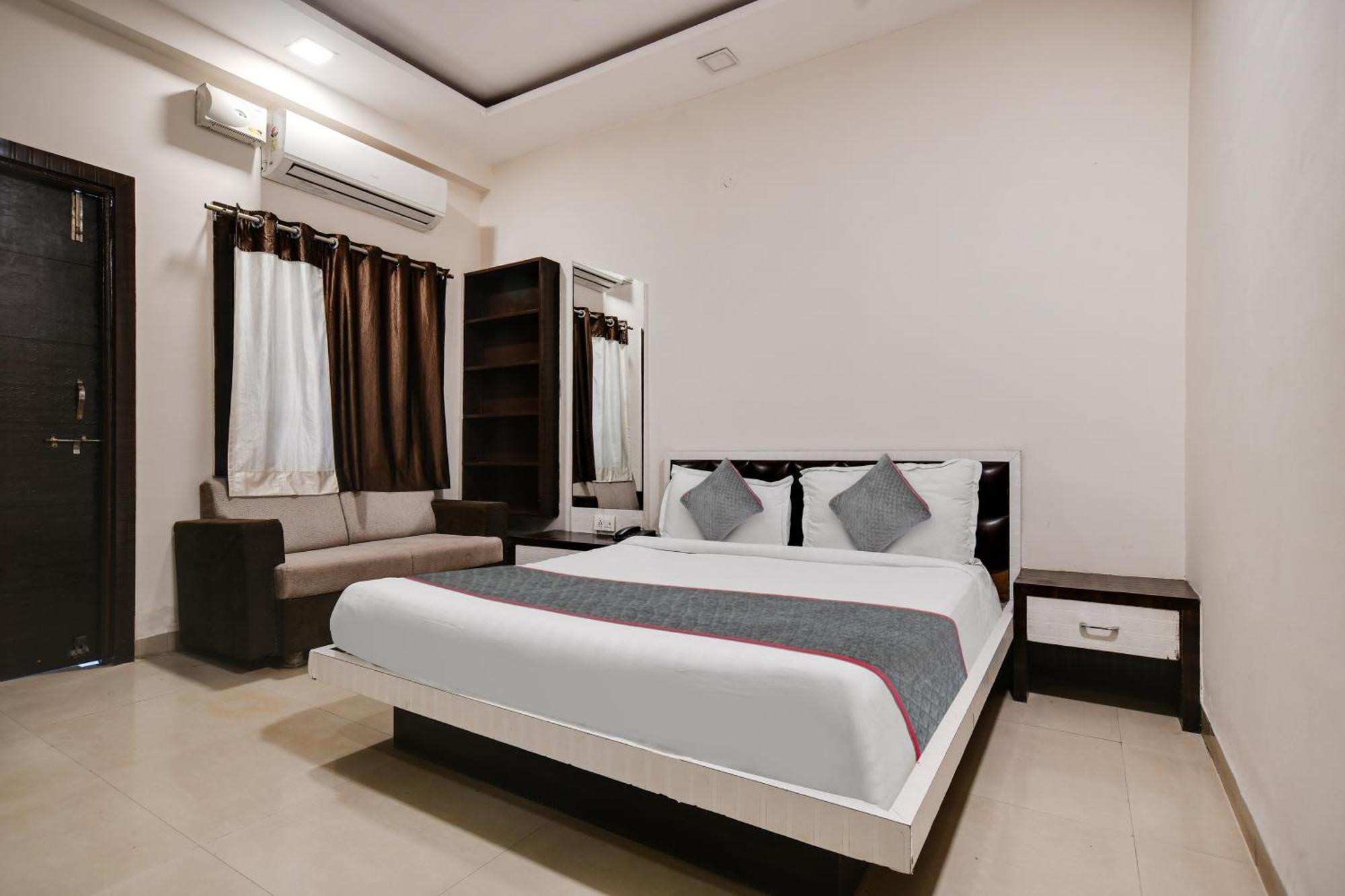 Townhouse Prime 4* Indore