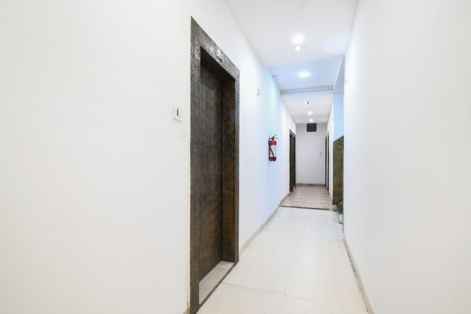 Y.94 Hotel 4*