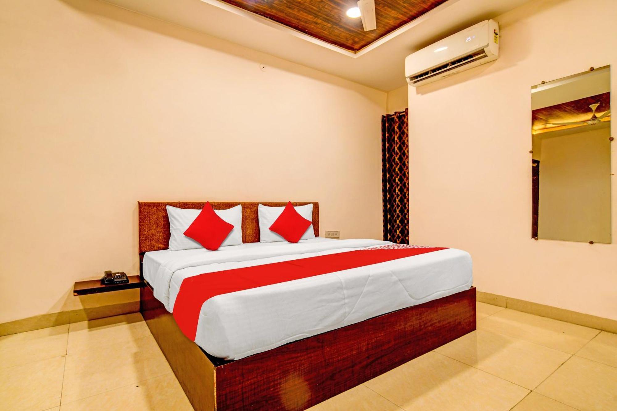 Collection O Ring Road Bhawarkua 4* Indore