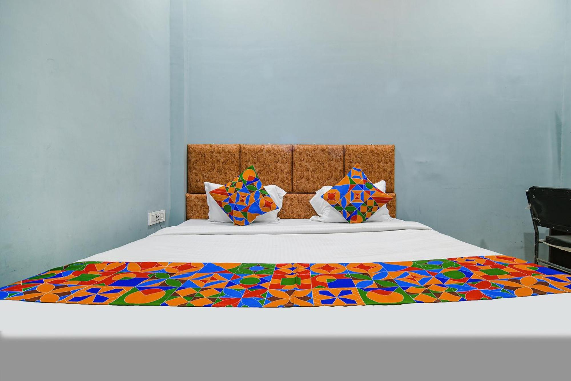 Fabexpress Abhinandan Hotel Indore