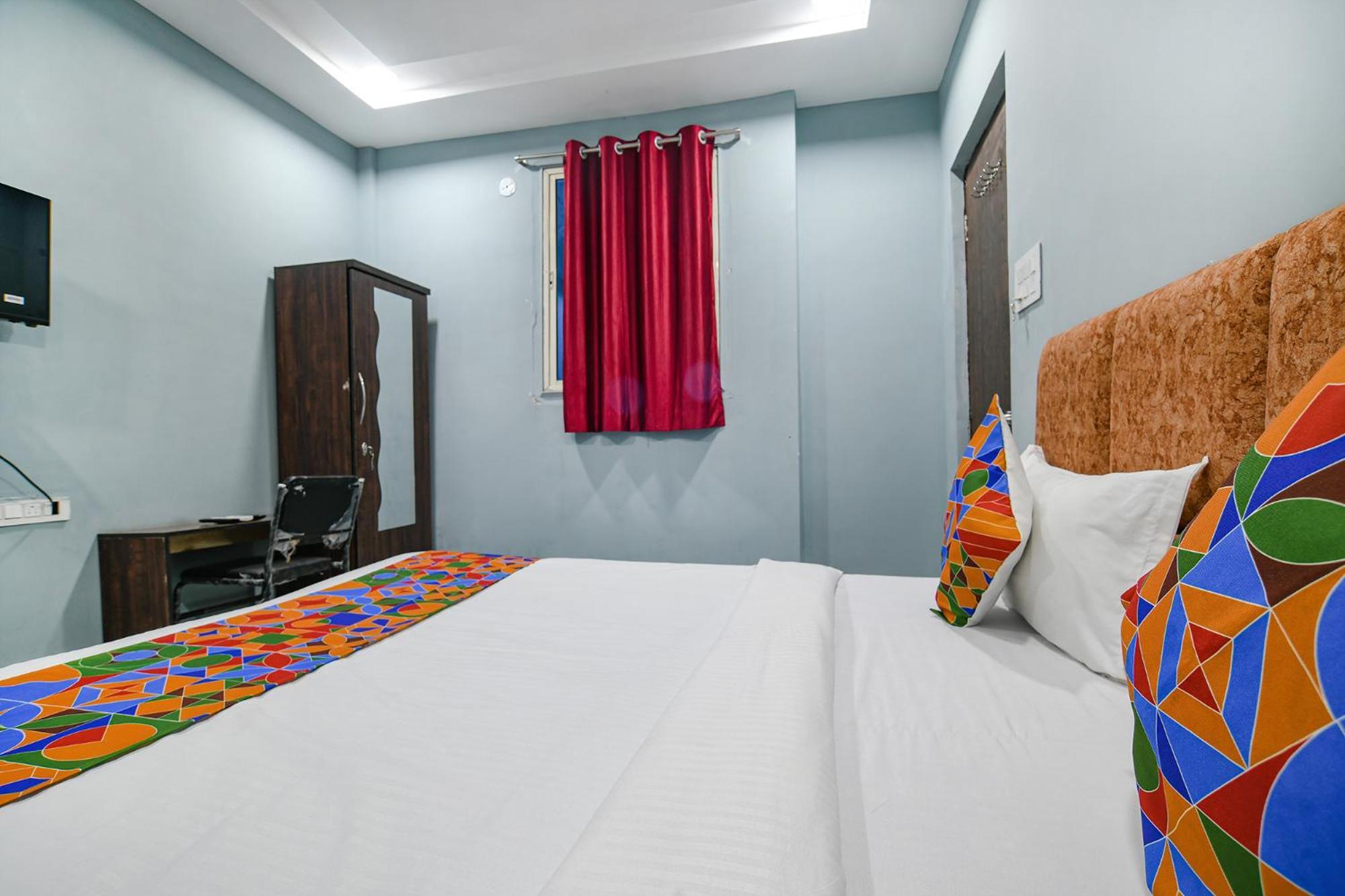 Fabexpress Abhinandan Hotel