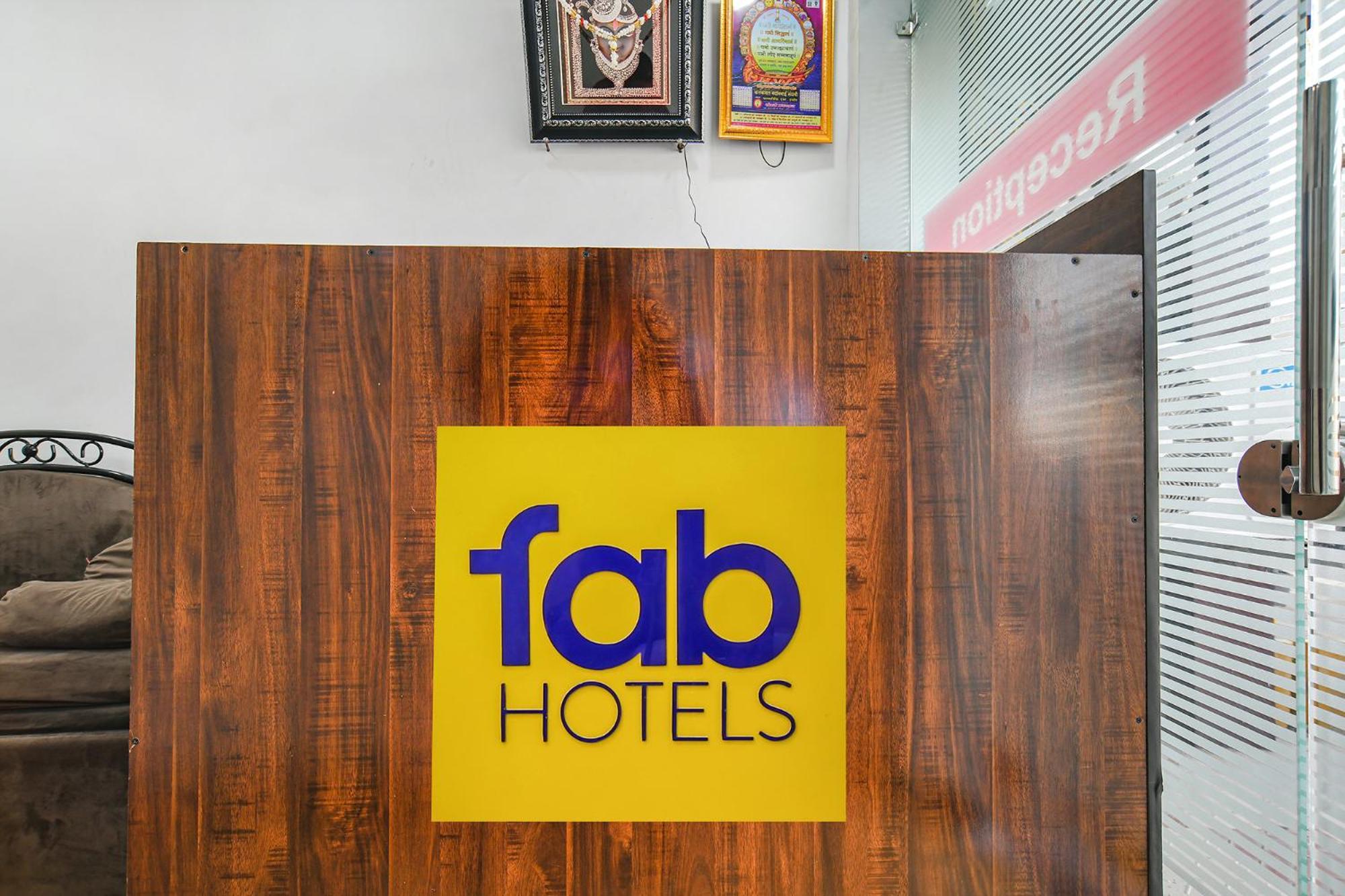 Hotel Fabexpress Abhinandan 2*