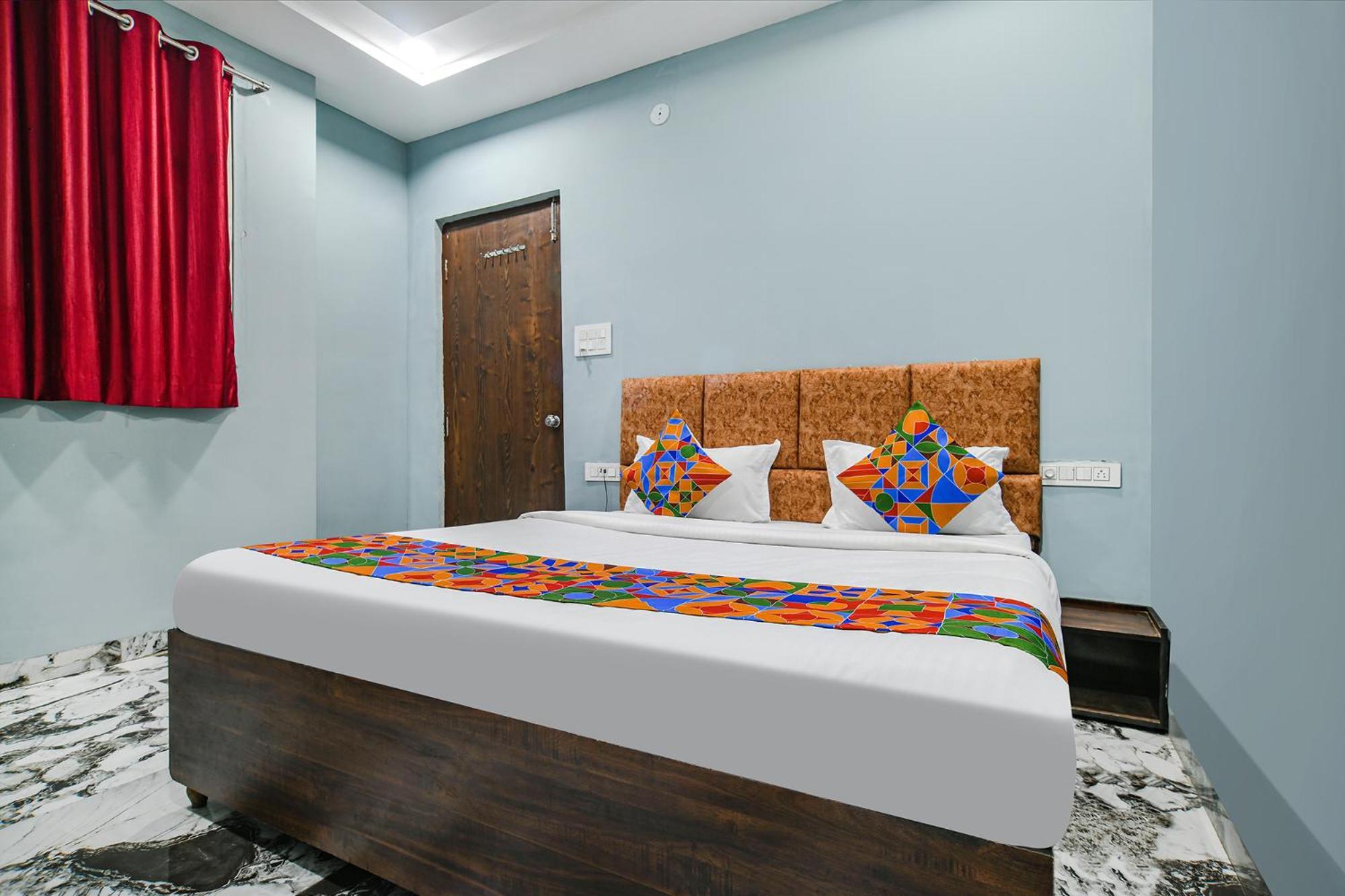 Hotel Fabexpress Abhinandan Indore