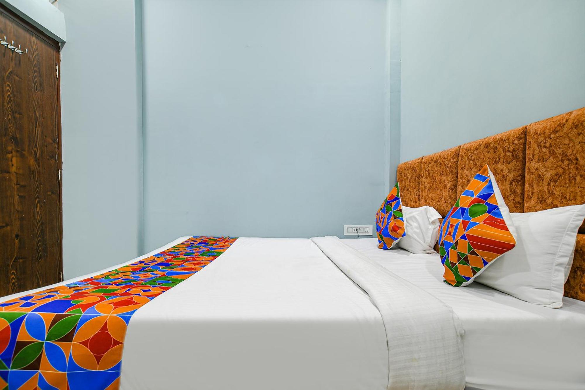 Fabexpress Abhinandan 2* Indore