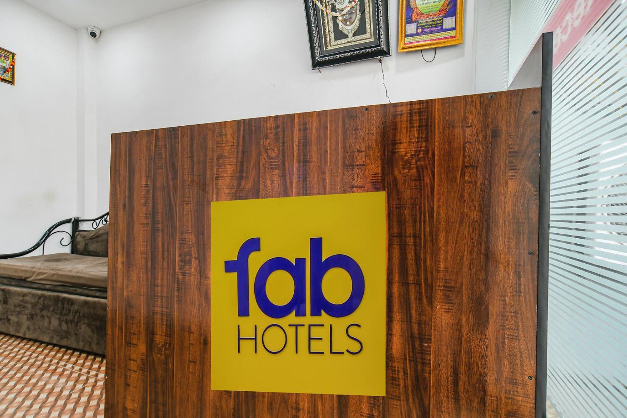 Fabexpress Abhinandan Hotel