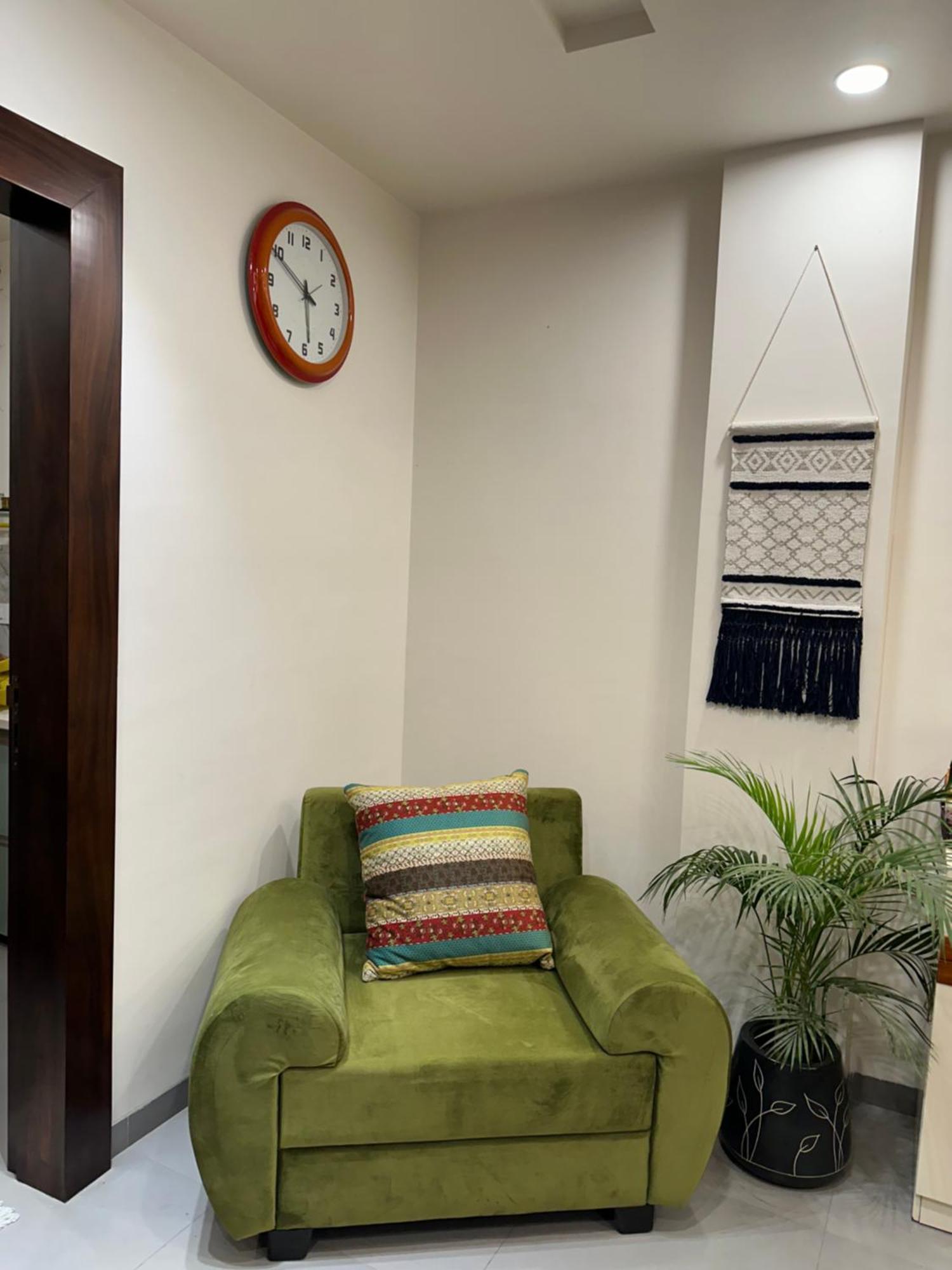 Brij Homes- Exquisite 1br In A With Kitchen