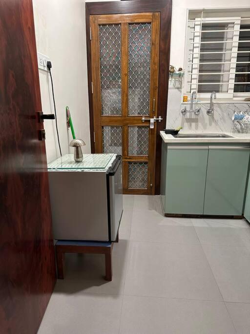 Apartment Brij Homes- Exquisite 1br In A With Kitchen *