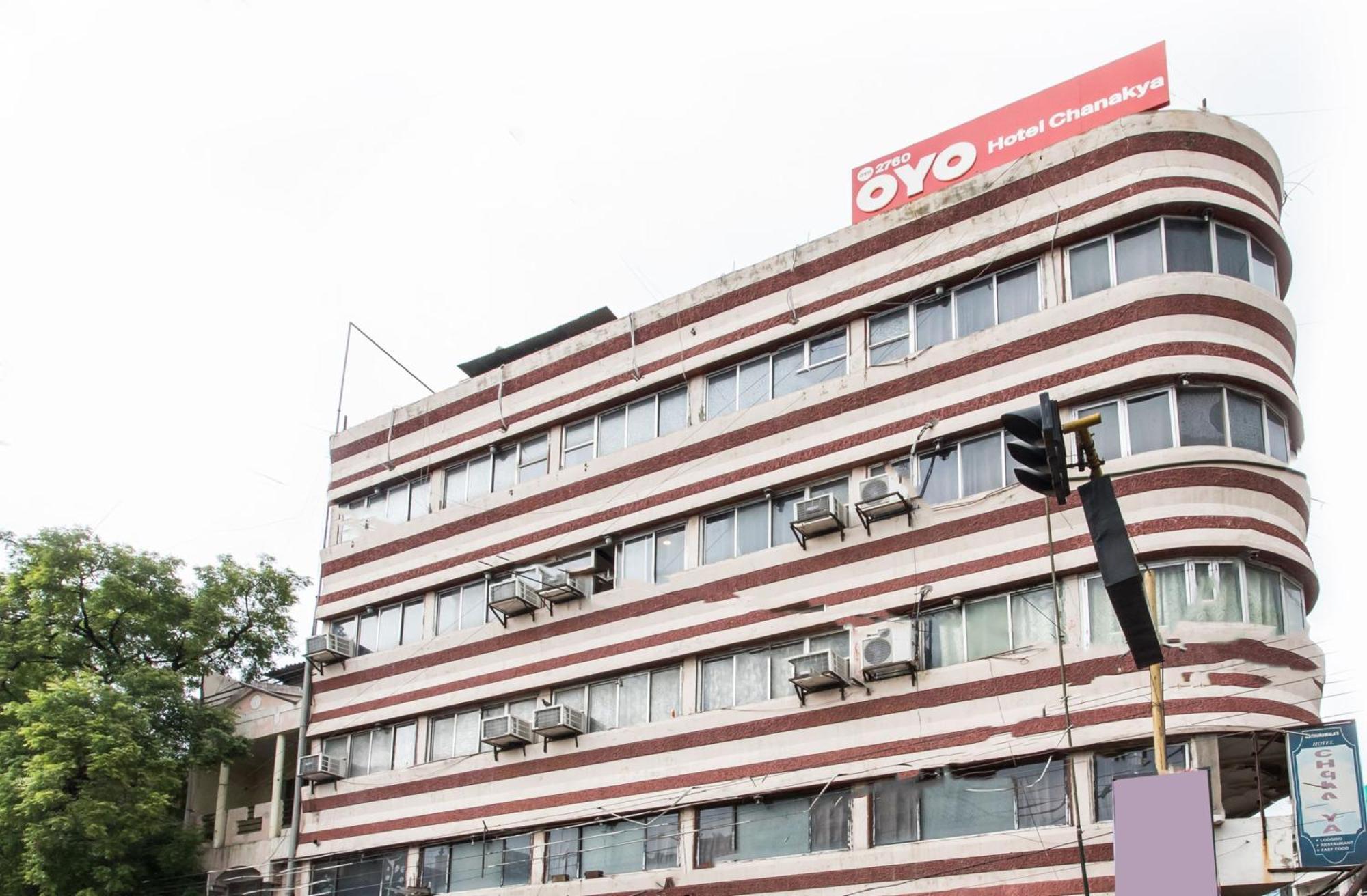 Oyo 2760 Chanakya Hotel