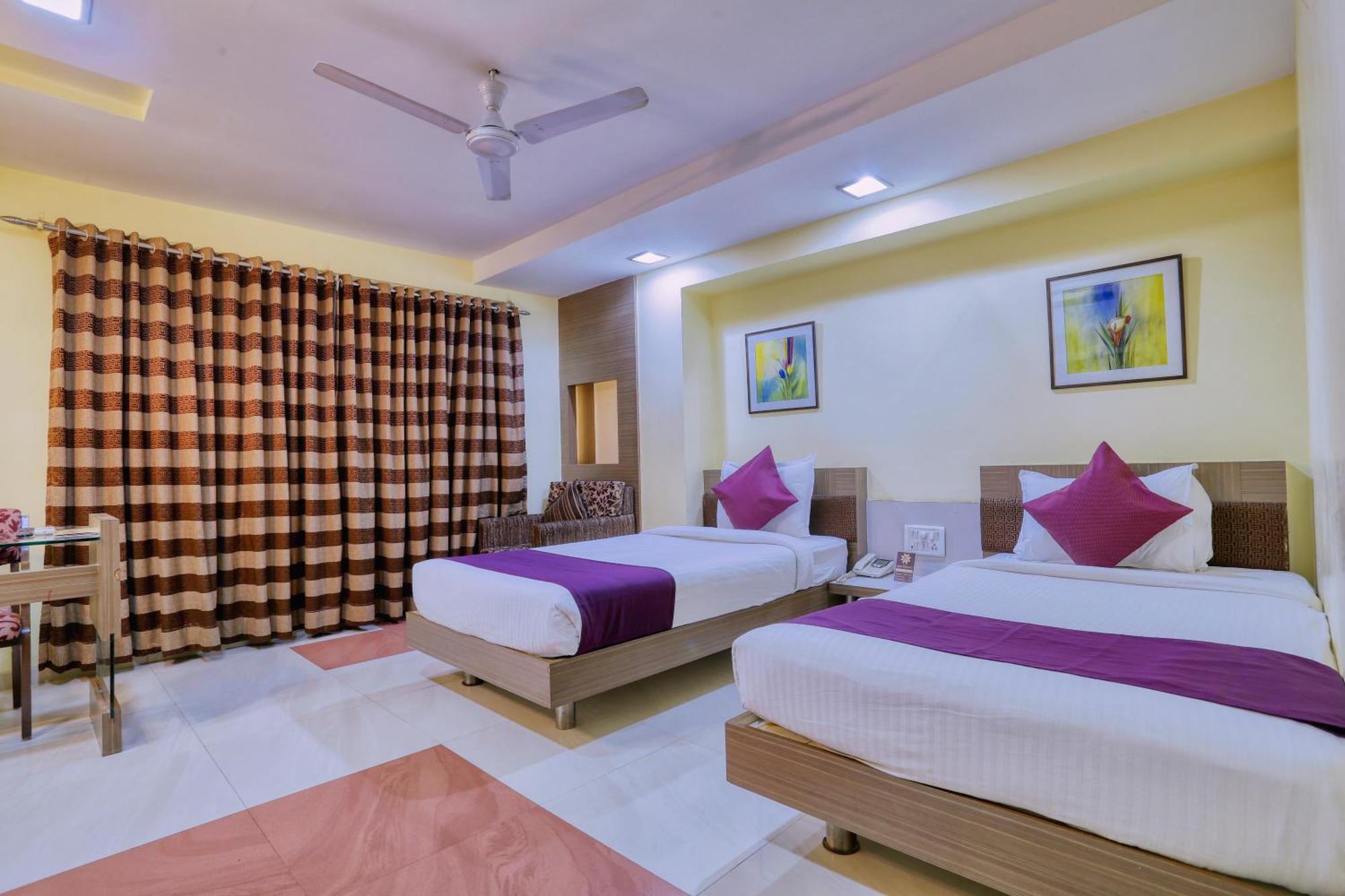 Bed & Breakfast Cherrystay Amrit Residency Indore