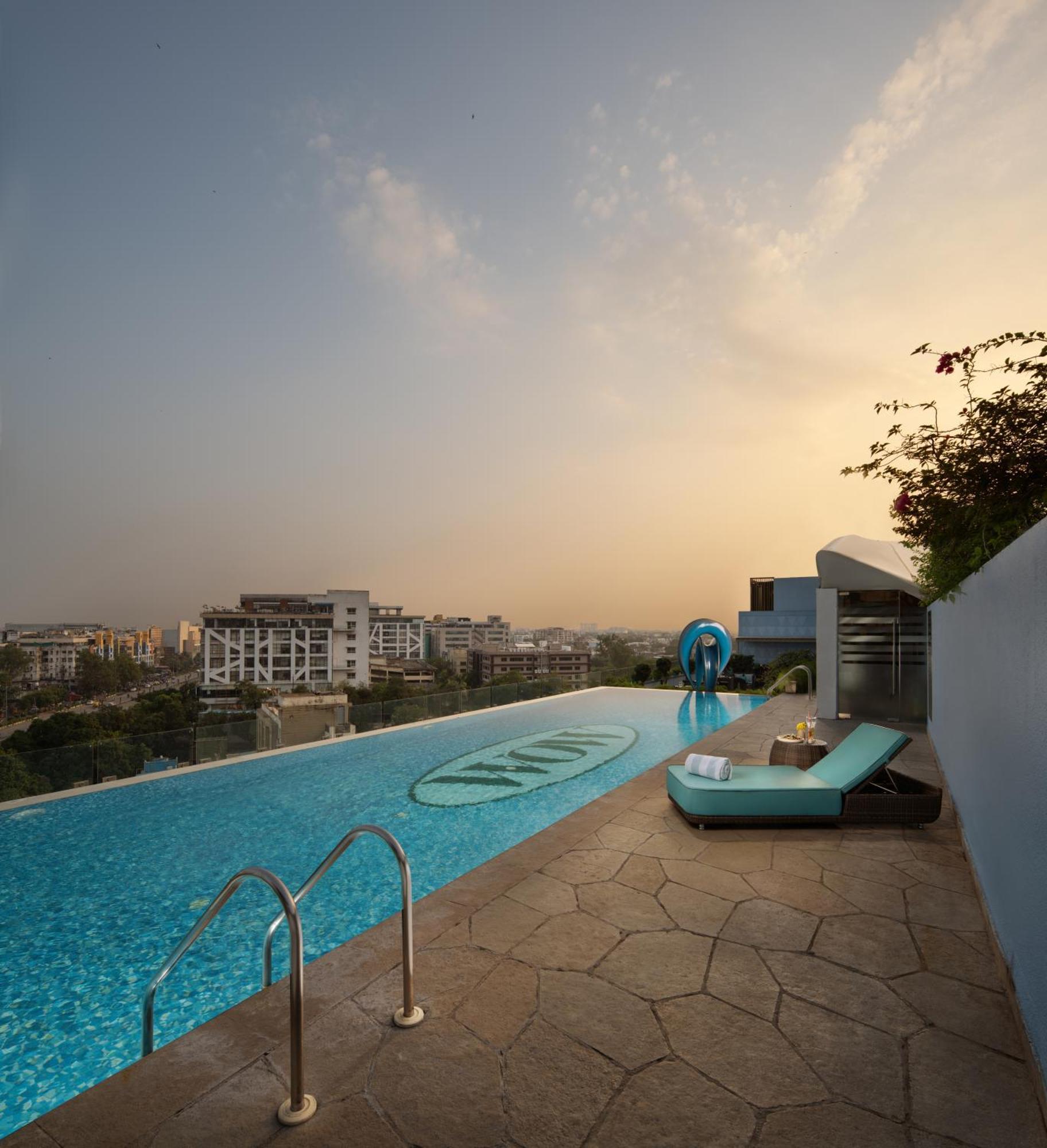 Wow Crest, - Ihcl Seleqtions 5* Indore