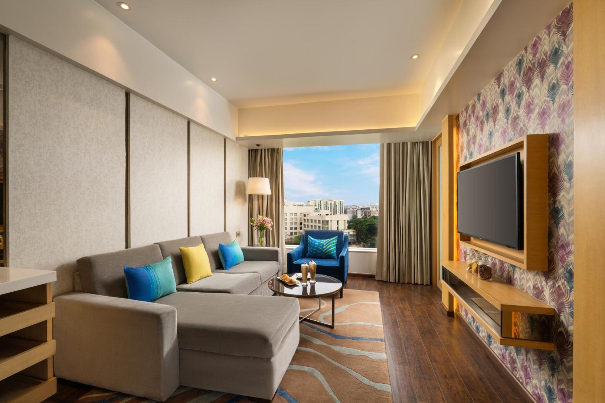 Wow Crest, - Ihcl Seleqtions Hotel