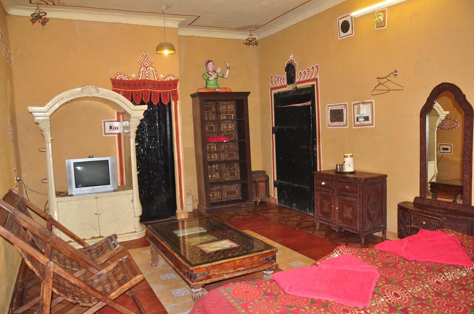 Nakhrali Dhani Hotel Indore