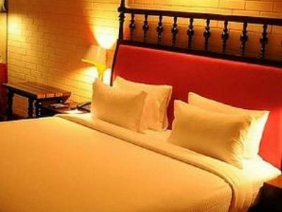 Western O2 Hotel 4*