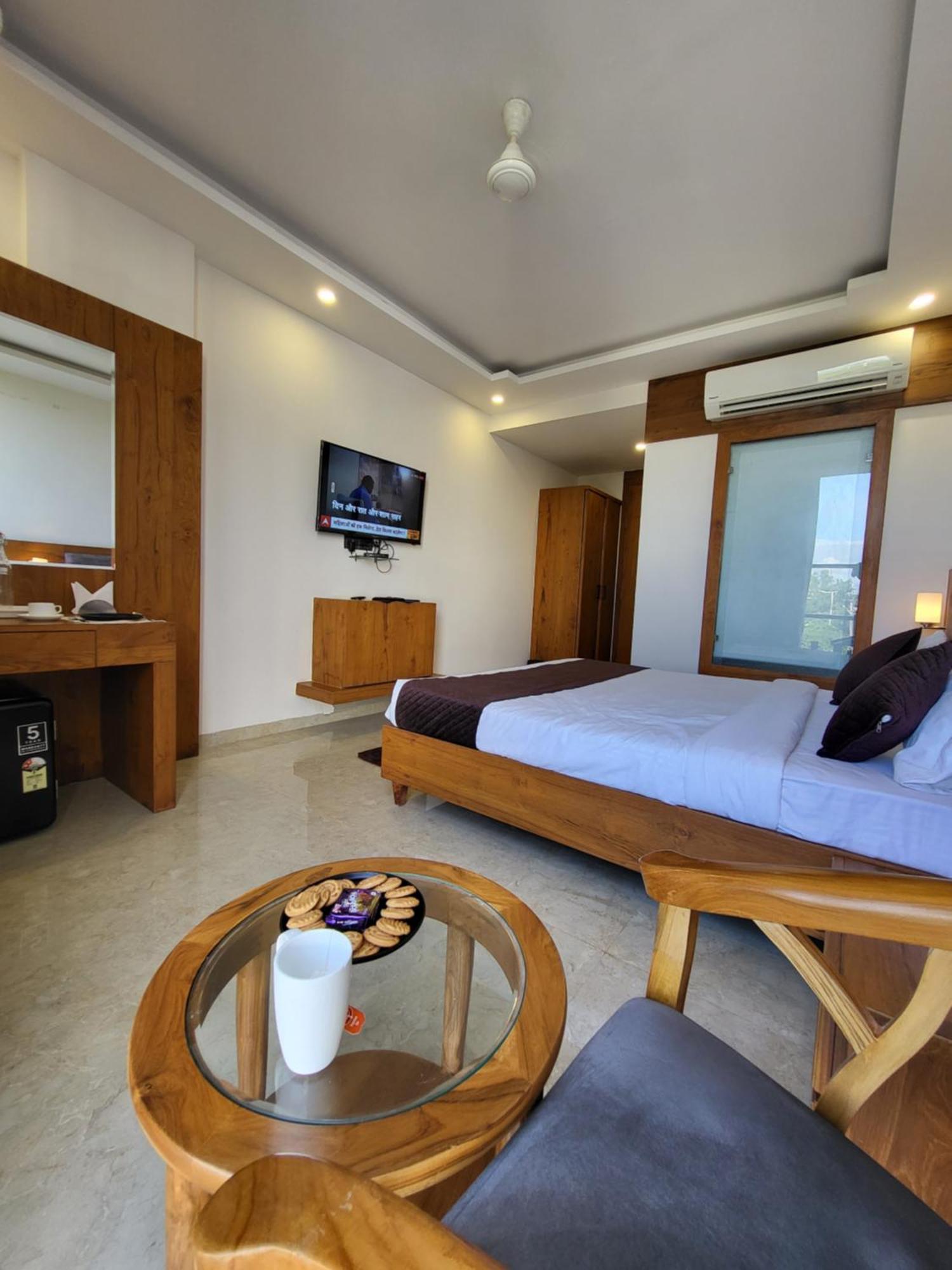 Hotel Sukoon Signature