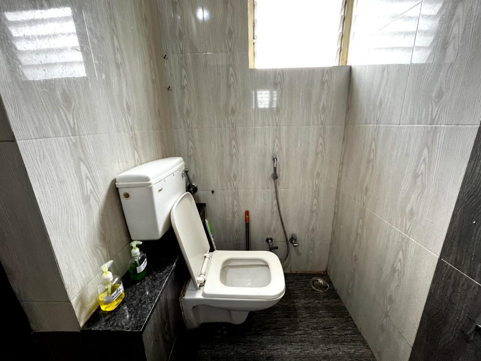 Apartment Staeg Heart Of 2bhk - 201