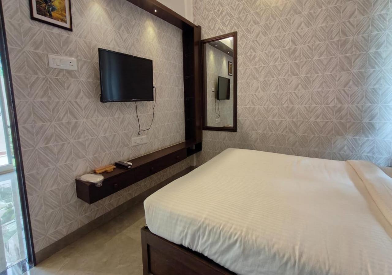 Hotel The Sky Imperial Sethji Ni Wadi 4*