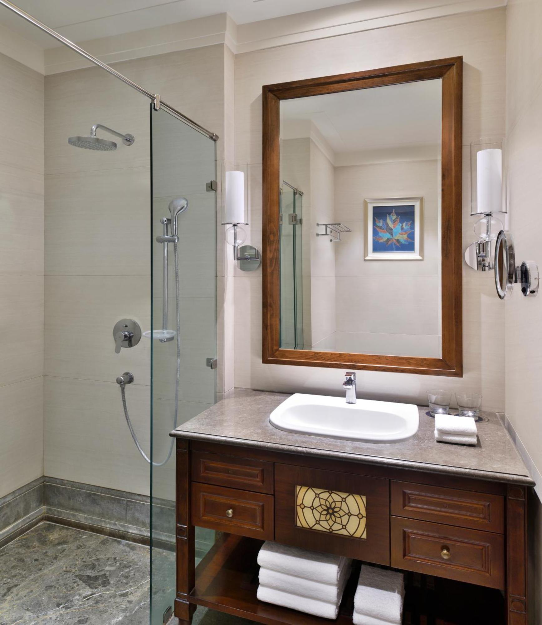 Sheraton Grand Palace Hotel