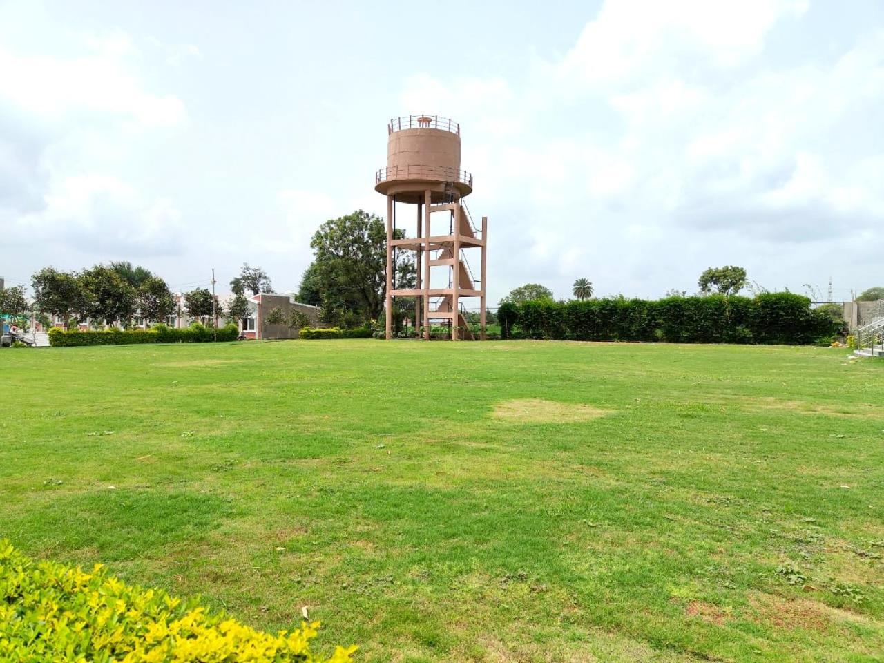 The Sky Imperial Sethji Ni Wadi 4* Indore