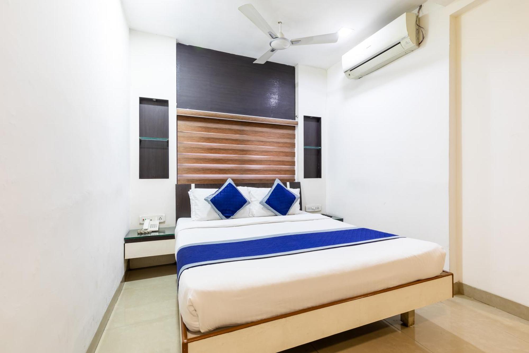 Hotel Kalinga Indore