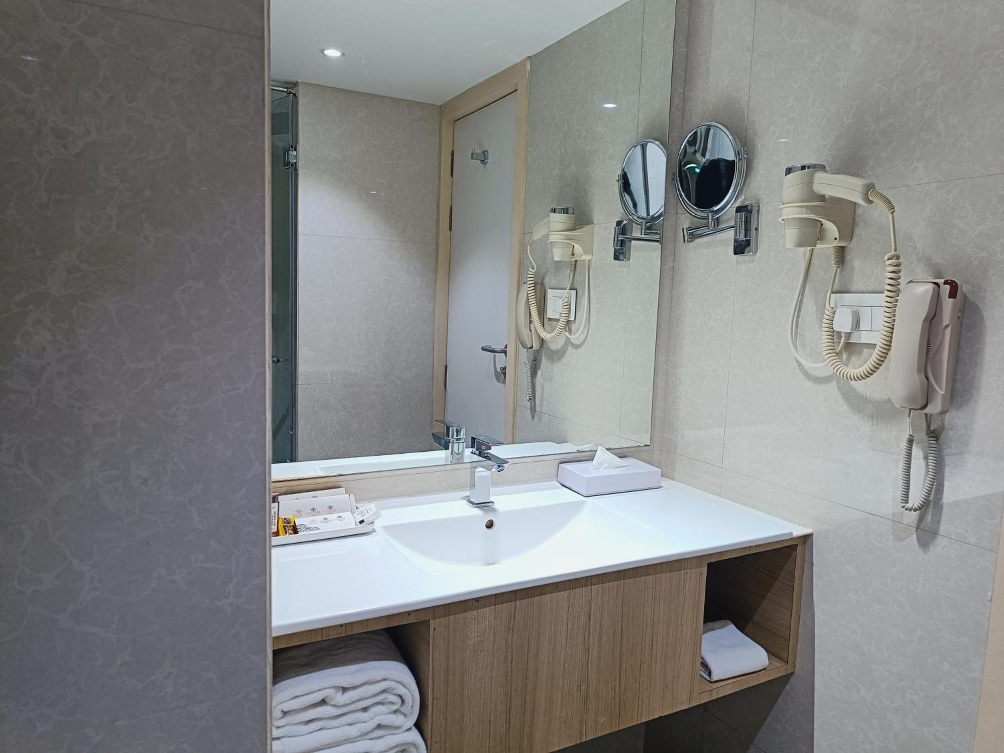 Effotel By Sayaji 4* Indore