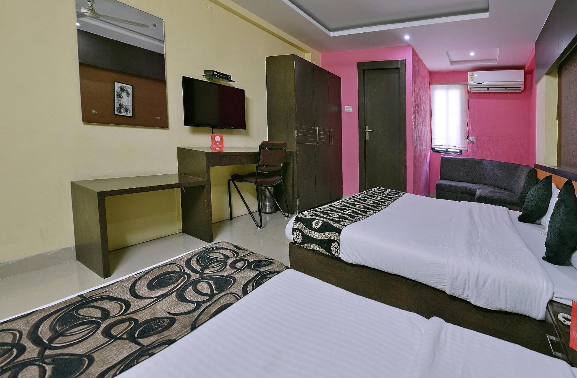 Collection O Diamond And Residences Hotel Indore