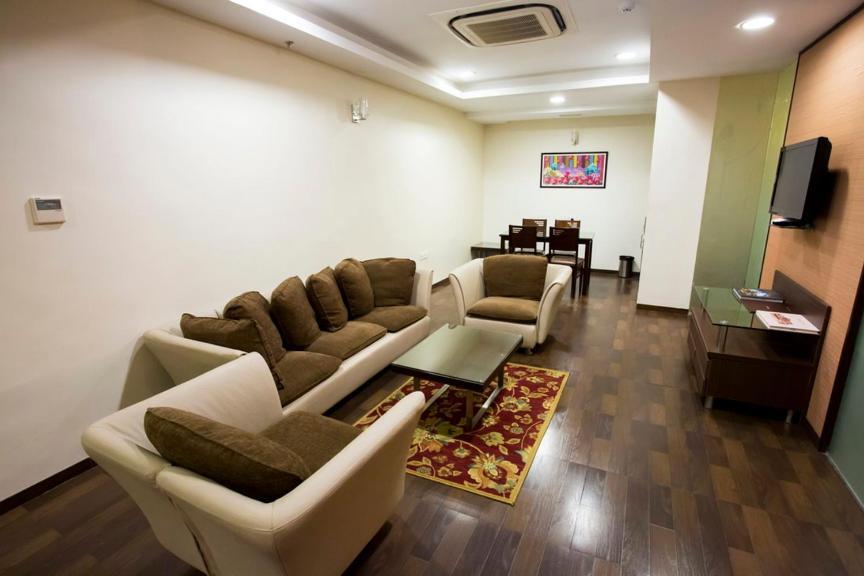 Brilliant & Convention Centre Hotel Indore