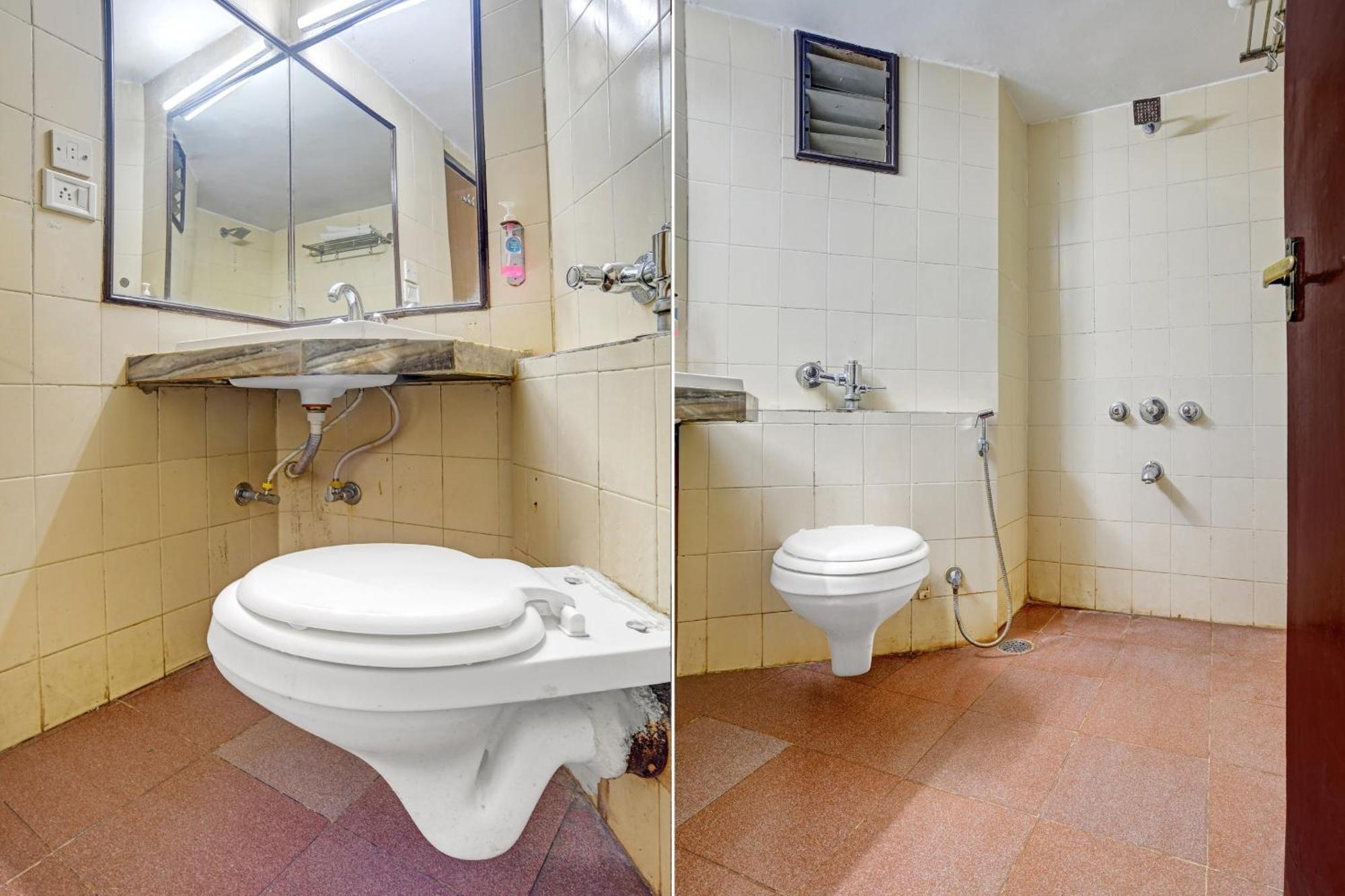 Townhouse Oak Utsav Residency 4*