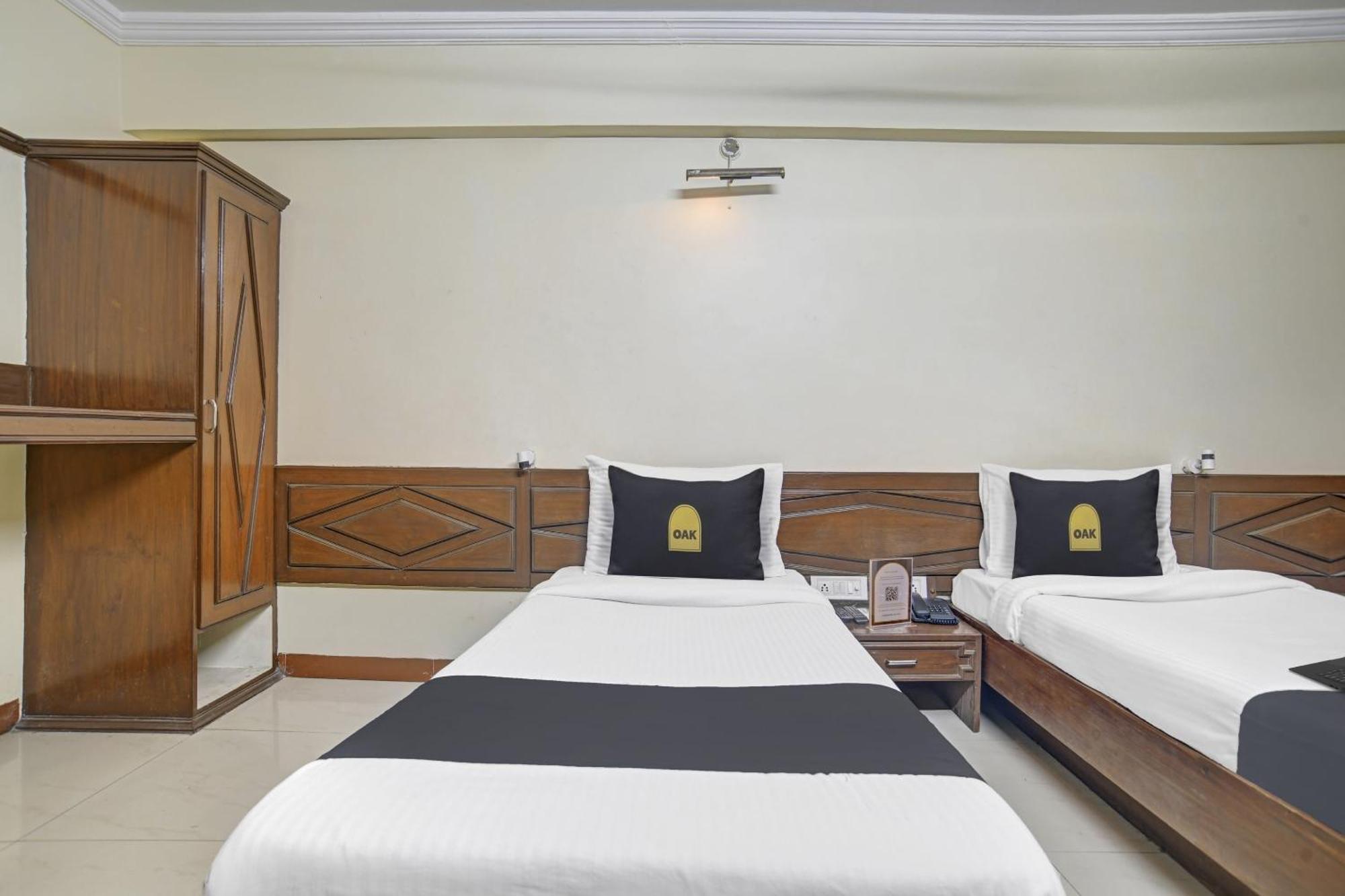 Hotel Townhouse Oak Utsav Residency 4*
