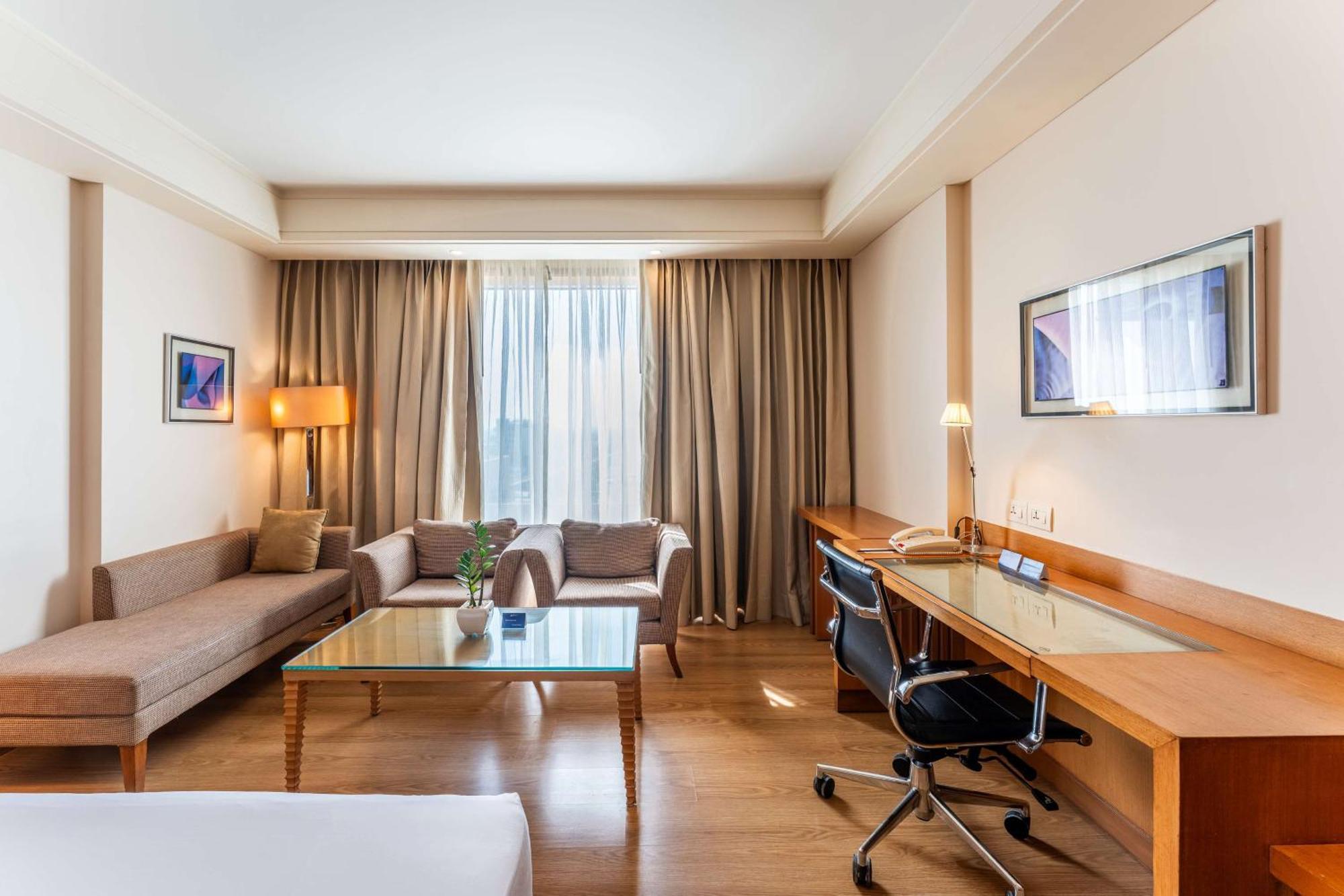 Radisson Blu Hotel,