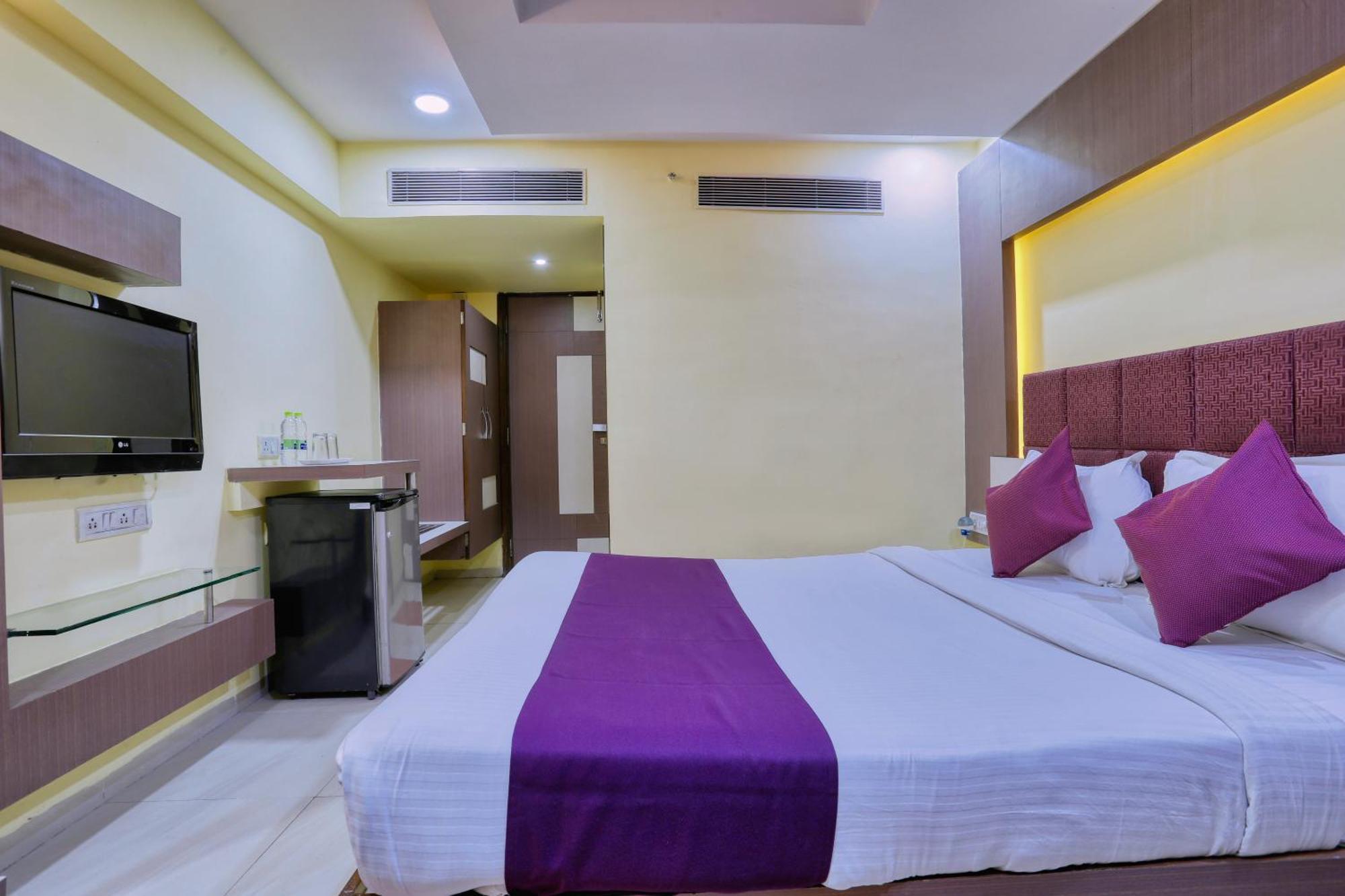 Cherrystay Amrit Residency *