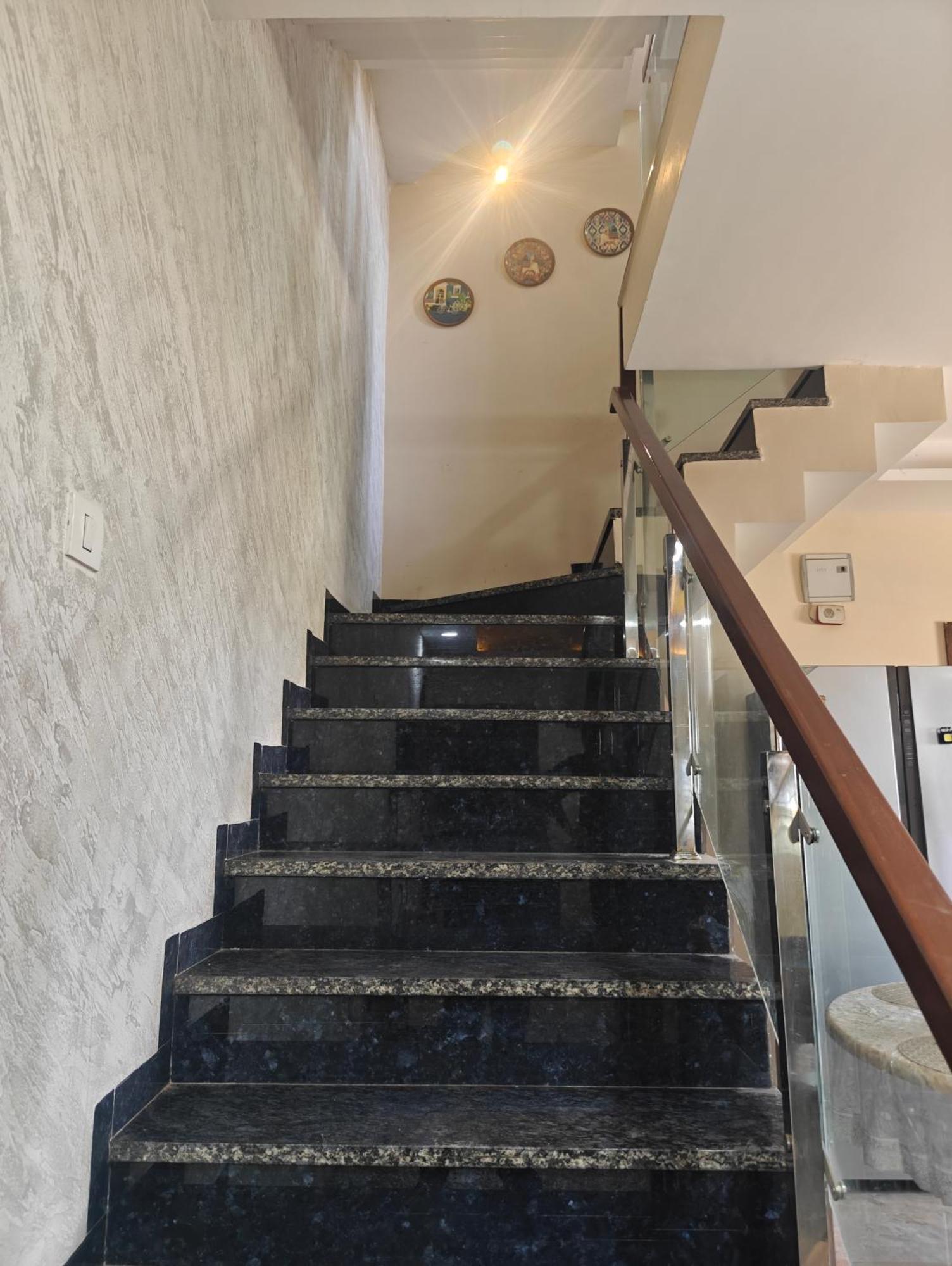 Villa Luxurious 3bhk *