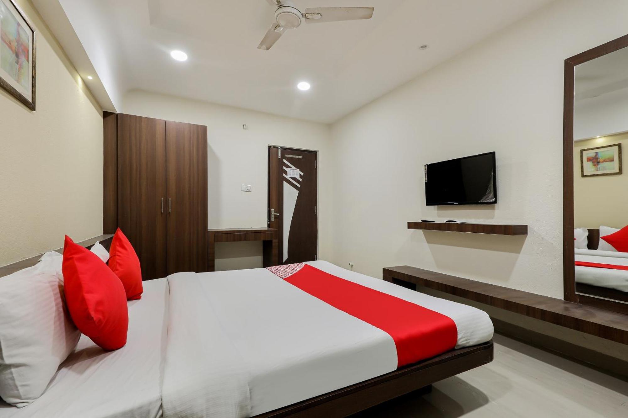 Oyo Relax Hotel