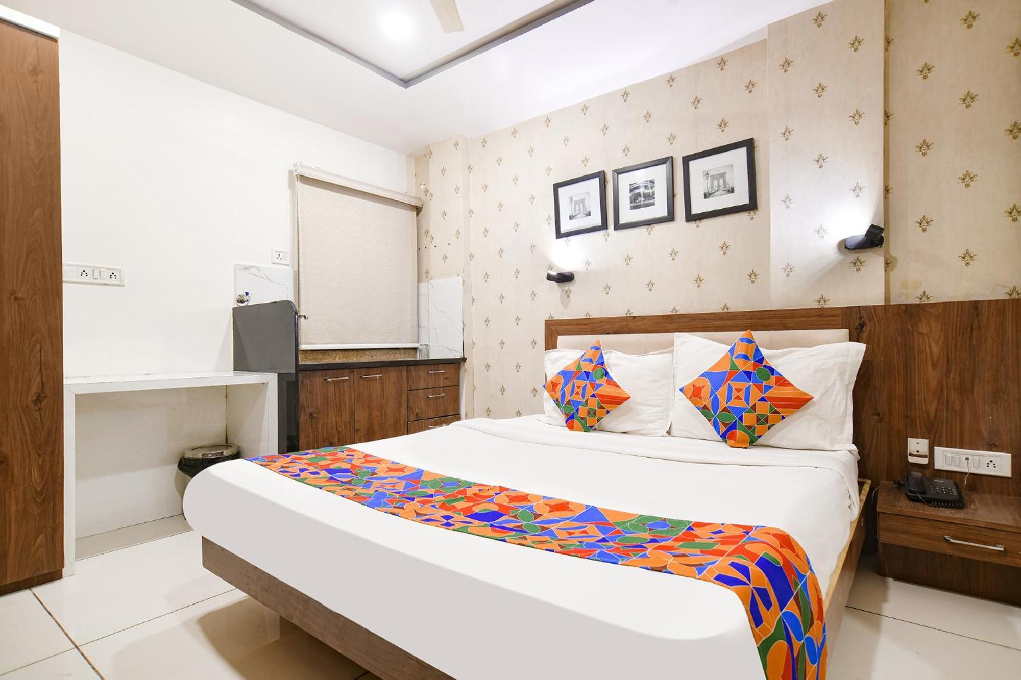 Fabhotel Shree Ram Palace Hotel