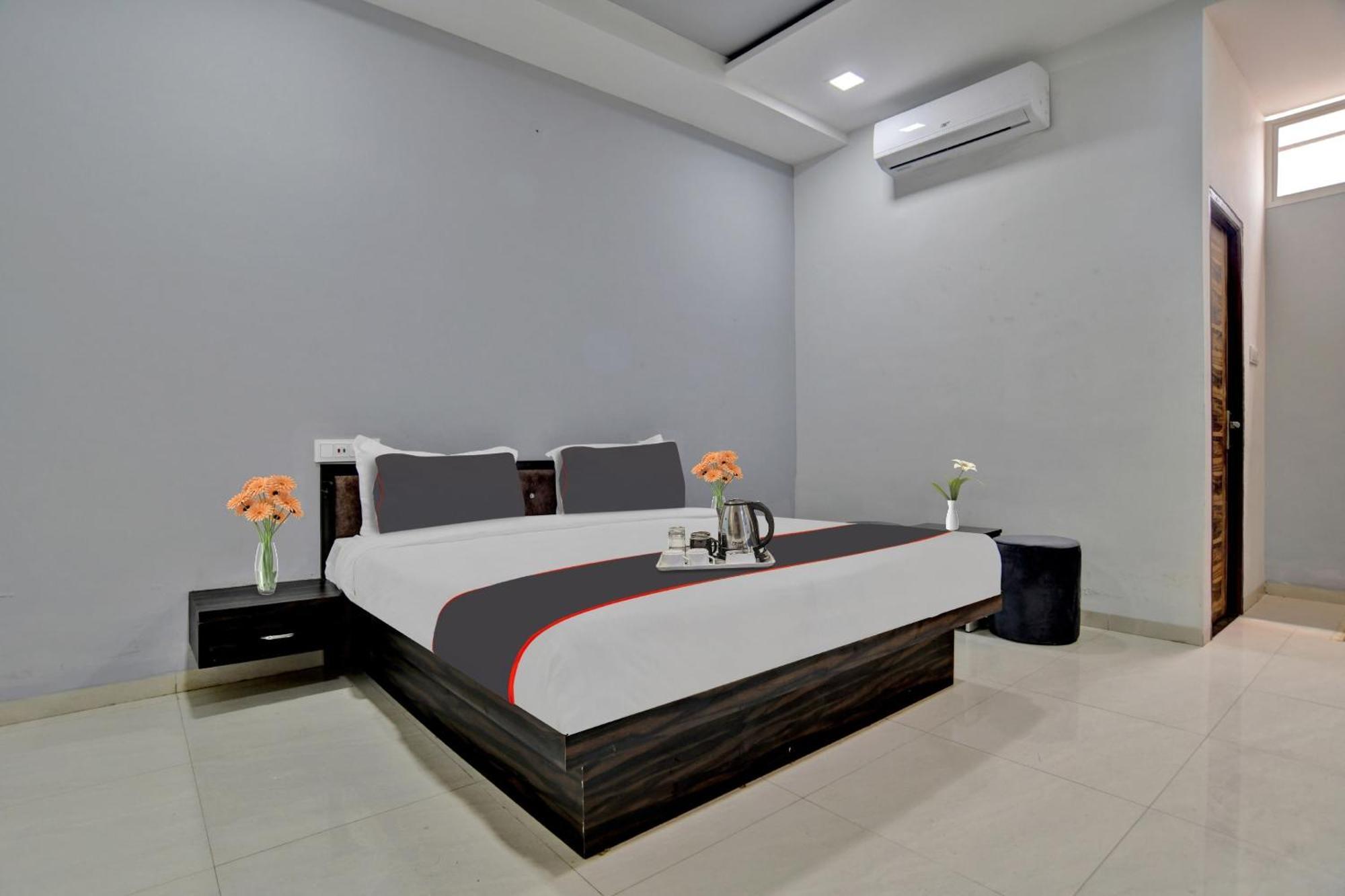 Hotel Collection O Heritage Indore