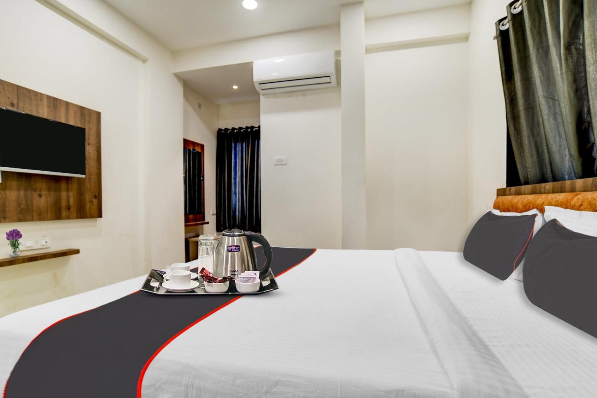 Collection O Task Hotel