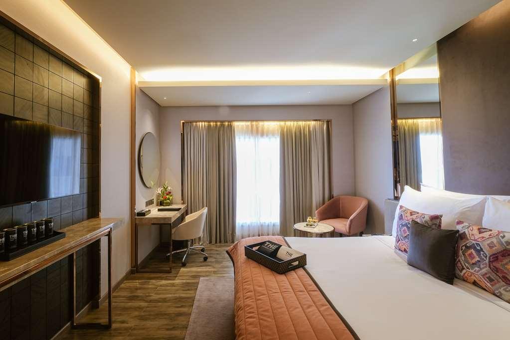 The Park Hotel *