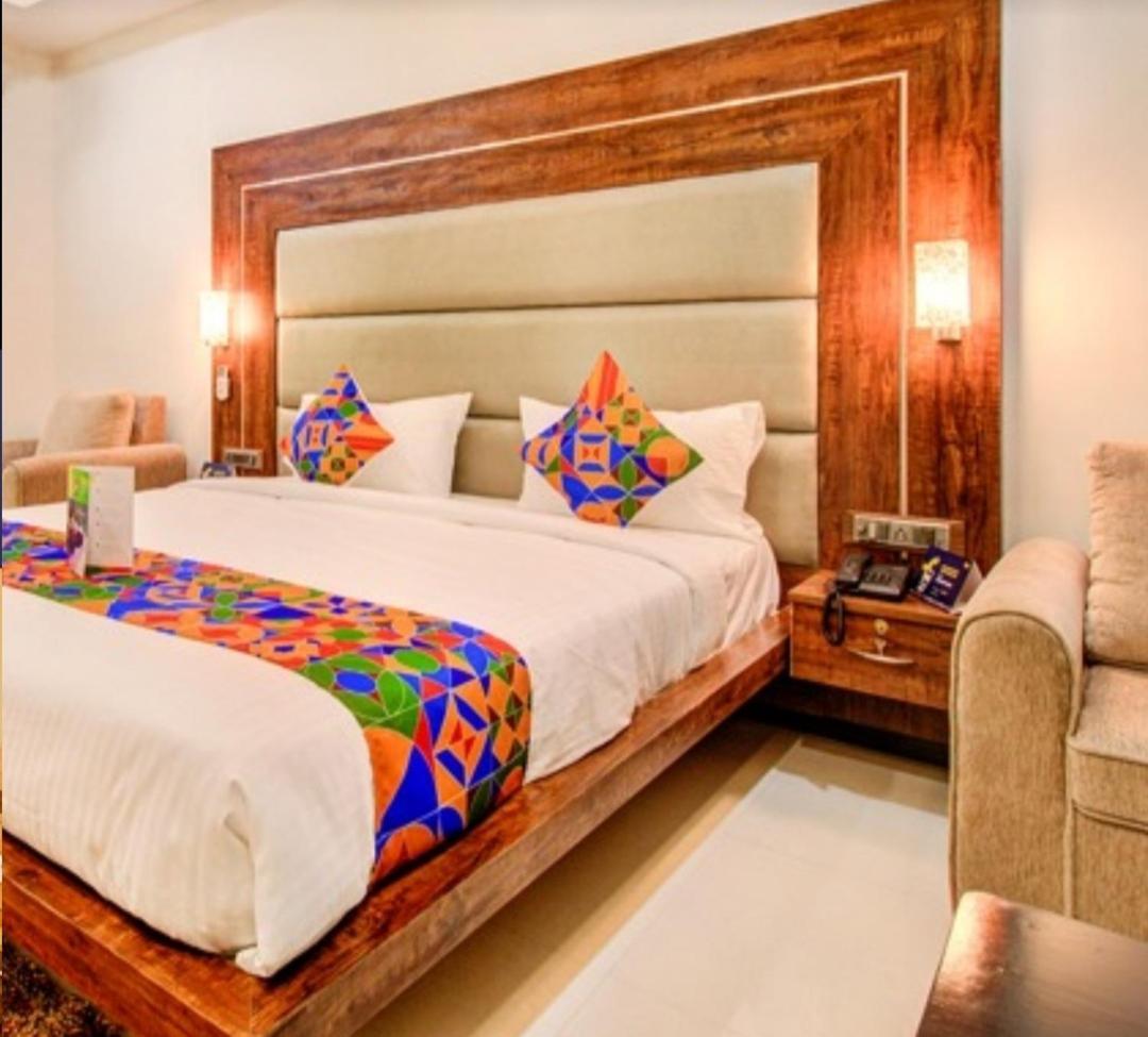 Hotel Coral Indore