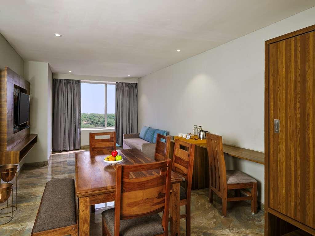 Hotel Zone Connect By The Park