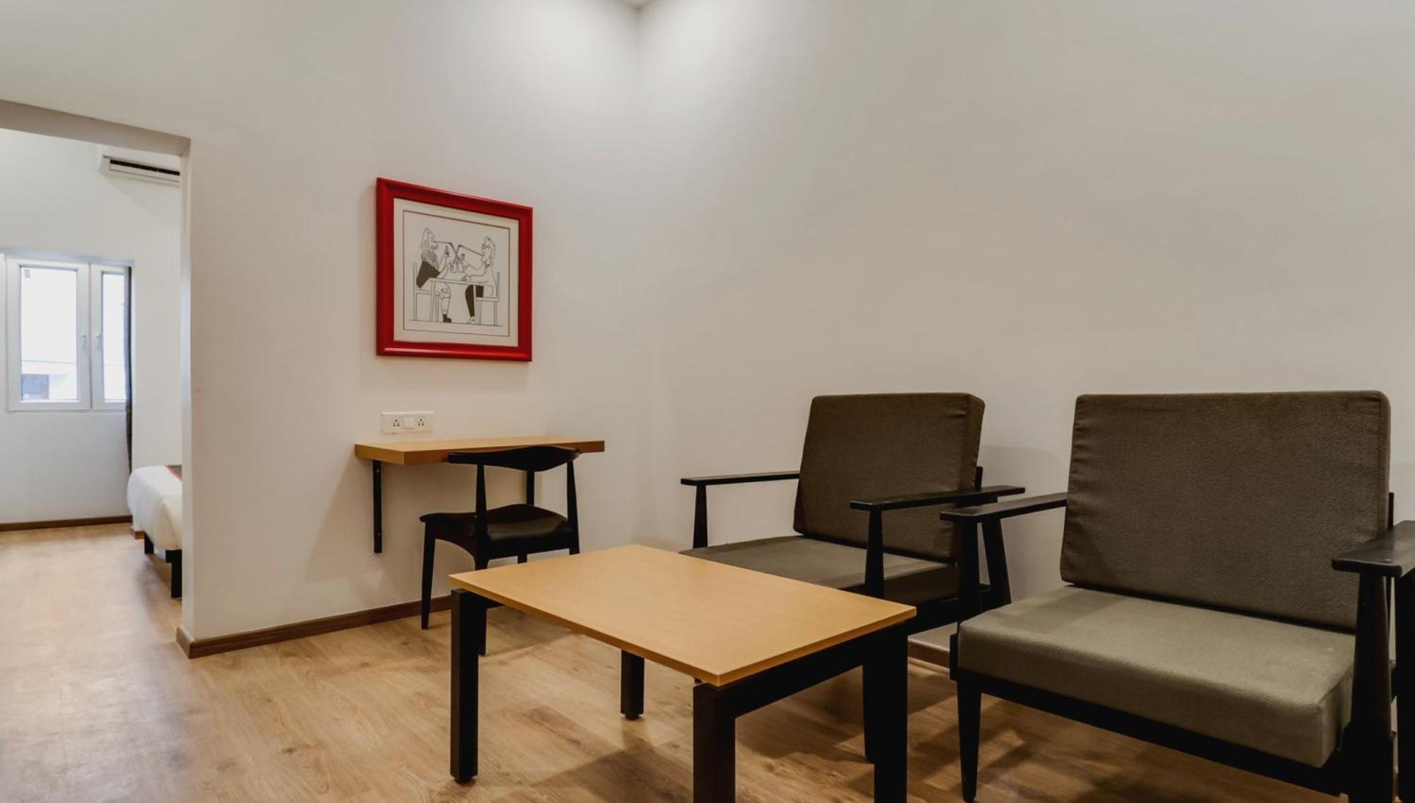 Hotel Super Townhouse Gandhi Hall Indore