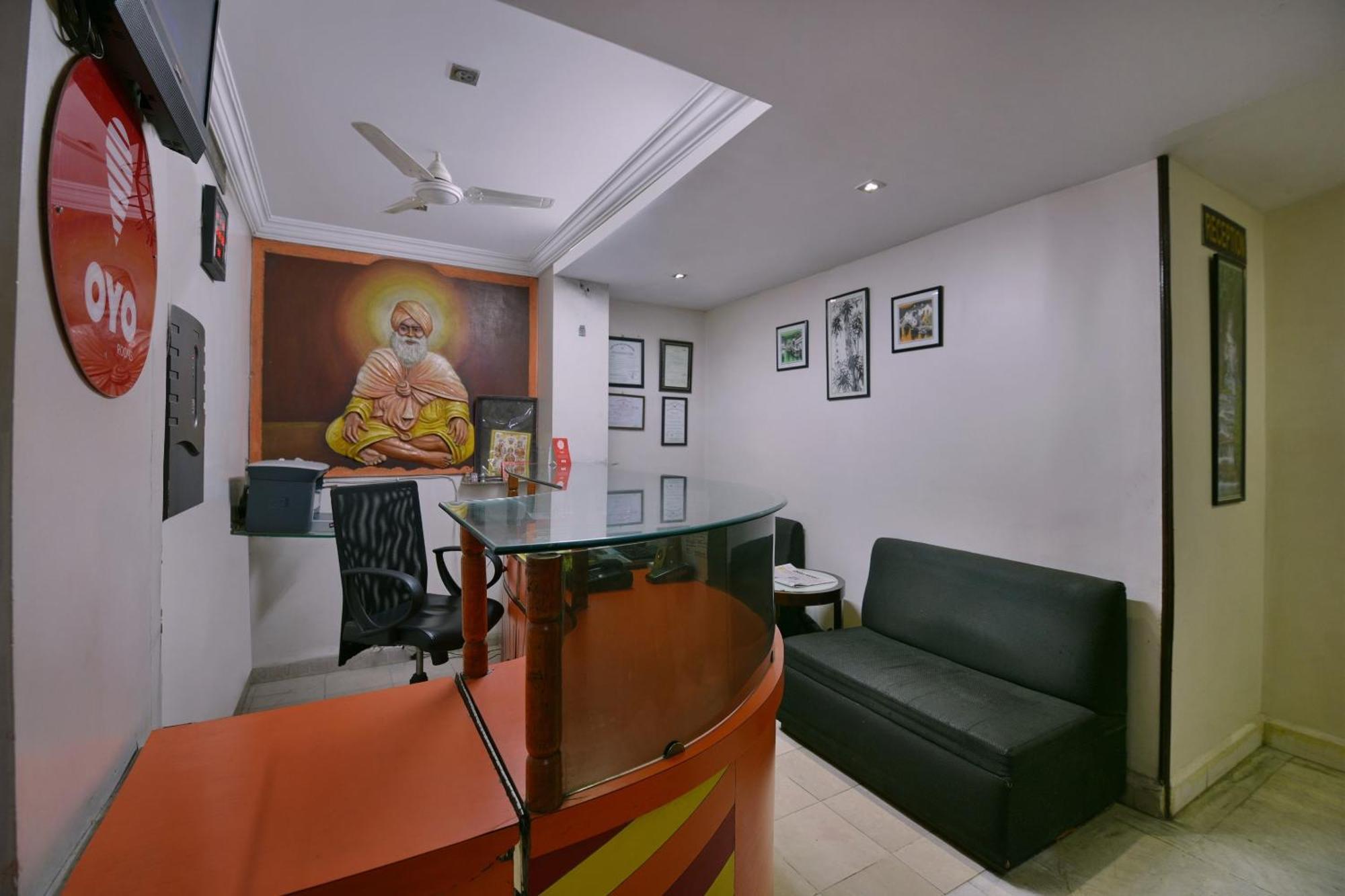 Collection O Diamond And Residences Hotel Indore