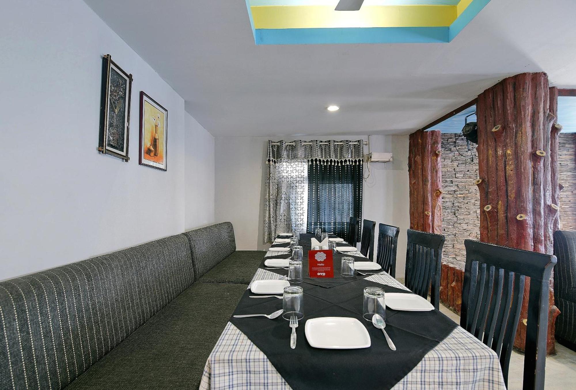 Collection O Diamond And Residences Hotel Indore
