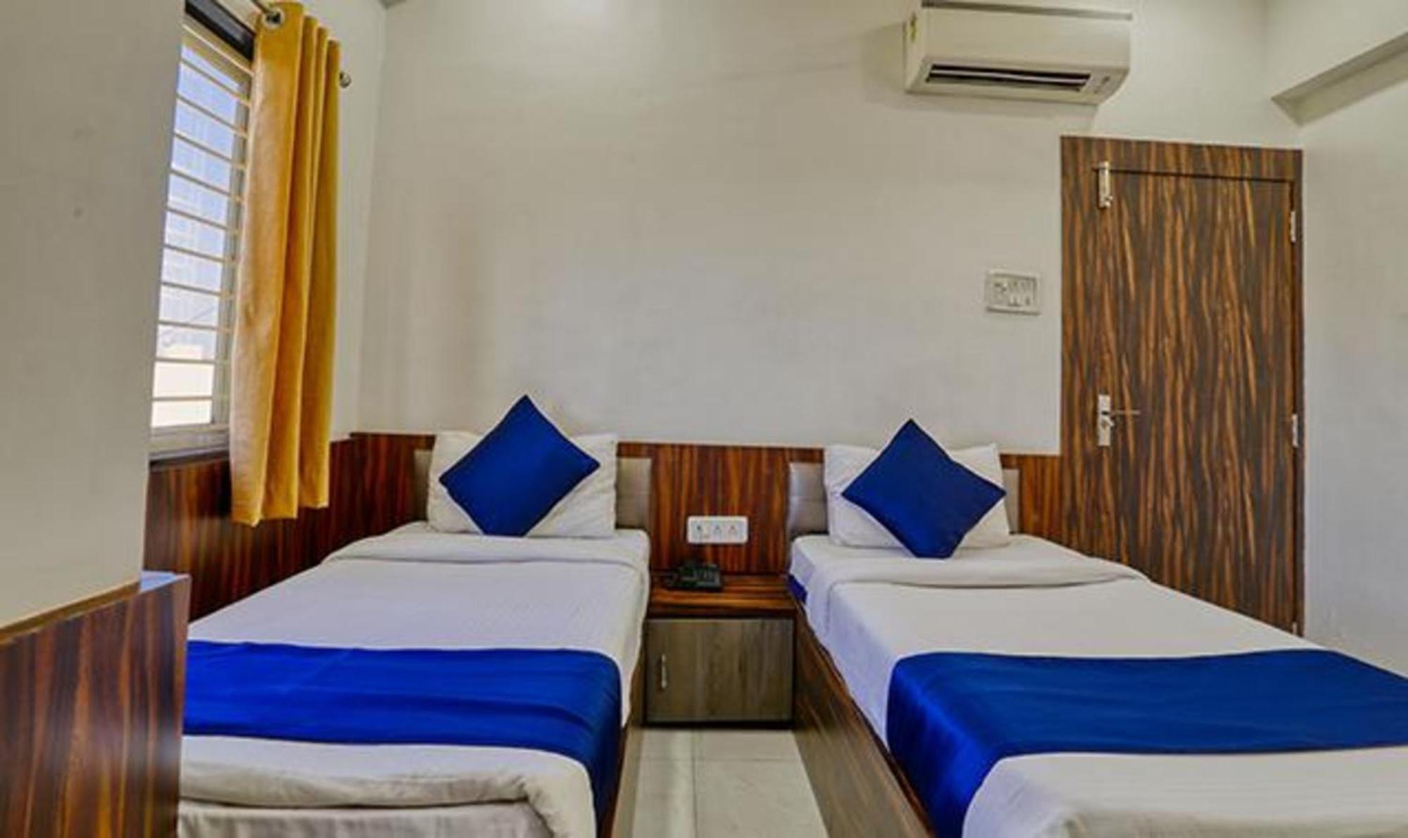 Fabhotel Eleven Grand Hotel Indore