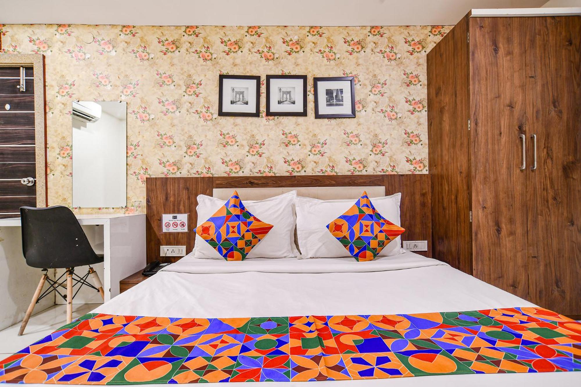 Hotel Fabhotel Shree Ram Palace Indore
